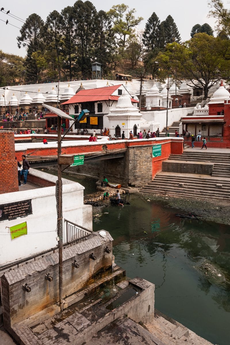 Hindu funerals at Pashupatinath Temple on the banks of the Bagmati River. Kathmandu, Nepal.