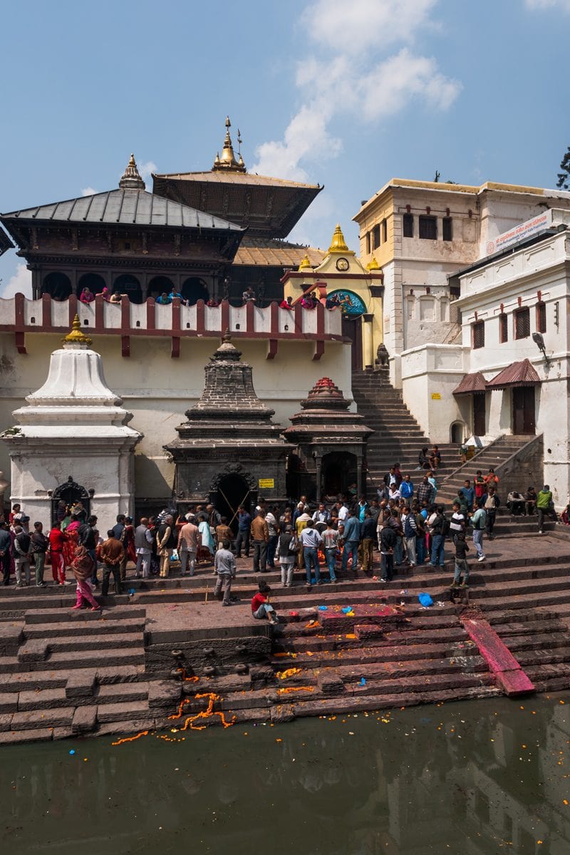 Hindu funeral at Pashupatinath Temple on the banks of the Bagmati River. Kathmandu, Nepal.