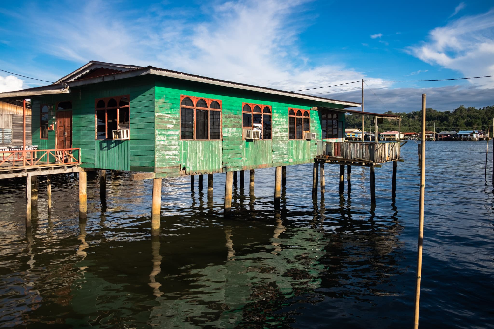Traditional Bruneian stilt house in Kampong Ayer (Water Village) on the Brunei River. Bandar Seri Begawan, Brunei.