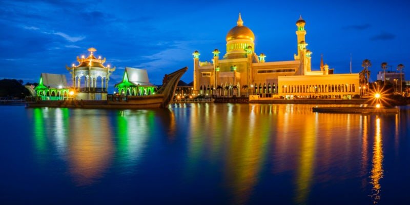 This is an evening shot of Sultan Omar Ali Saifuddien Mosque, the royal Islamic mosque located in Bandar Seri Begawan, the capital of the Sultanate of Brunei.