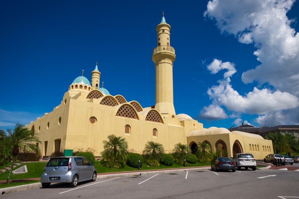 Masjid Ash Shaliheen Mosque. Bandar Seri Begawan, Brunei.